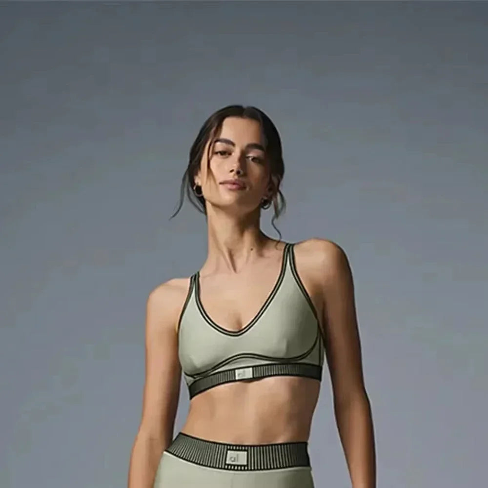 Yoga Bra Gym Set Leggings 7/8 Breasted Smooth and comfortable Sports Bra Tight Fitting Workout Set Workout Clothes For Women's