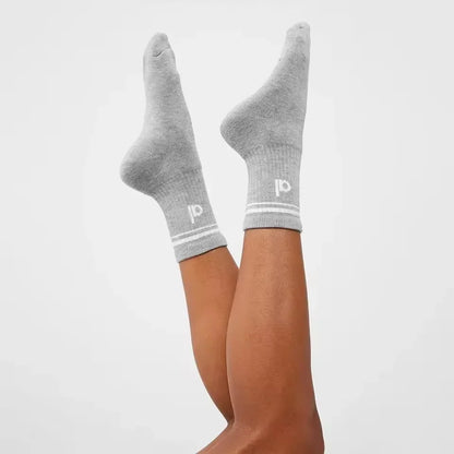 2025 yoga meia femininas yoga esportes meias casuais algodão meias esportivas sazonal unisex preto e branco longo tubo acessório